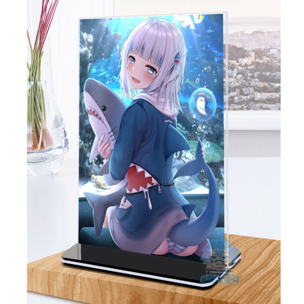 Khung ảnh Mica trong suốt Kích thước A4,A5 In hình Anime Manga Light Novel Gawr Gura Hololive (1) đế lùa màu đen